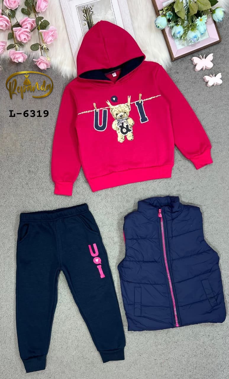 جيلي مكون من ثلاث قطع