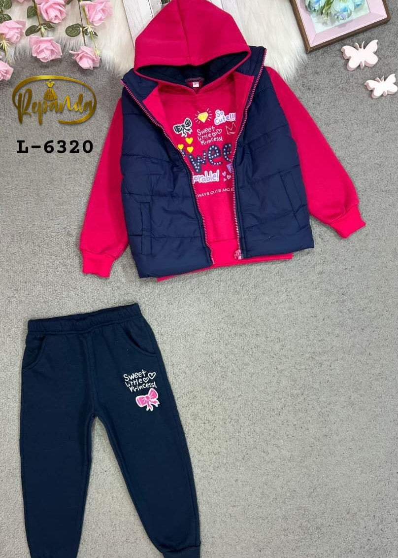 جيلي مكون من ثلاث قطع